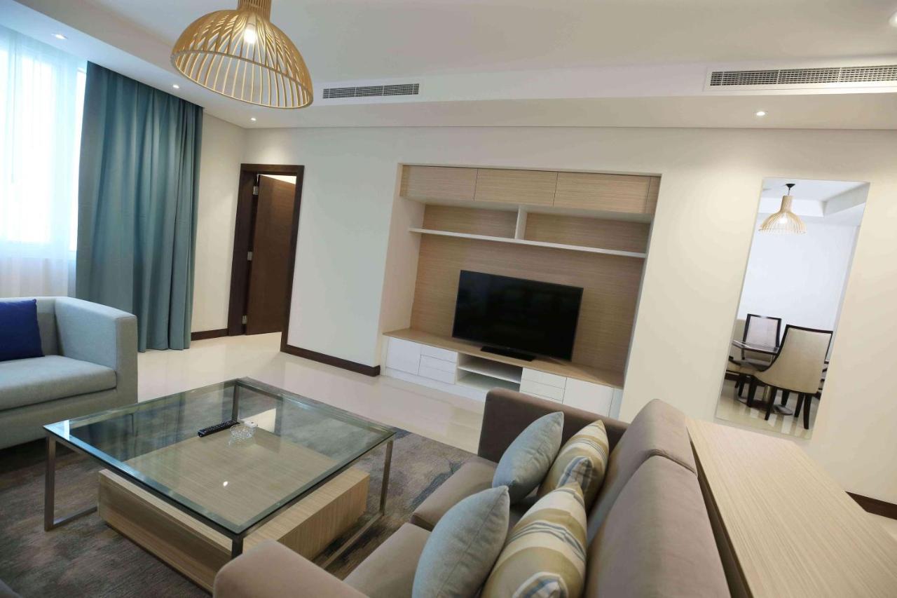 Gulf Executive Hotel & Residence Juffair Al-Manamah Bagian luar foto